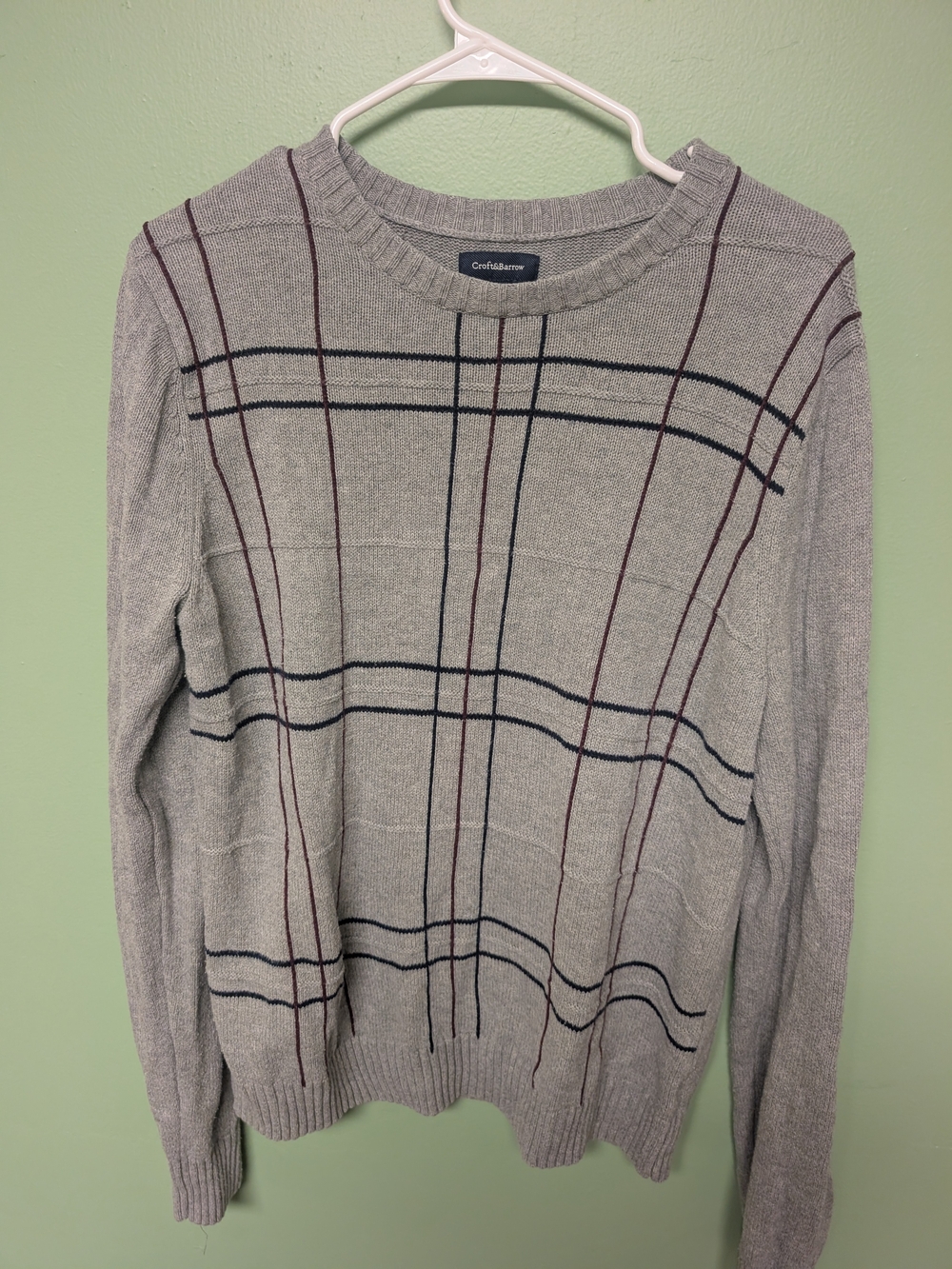 croft & barrow Gray Crewneck Sweater with Navy and Burgundy Windowpane